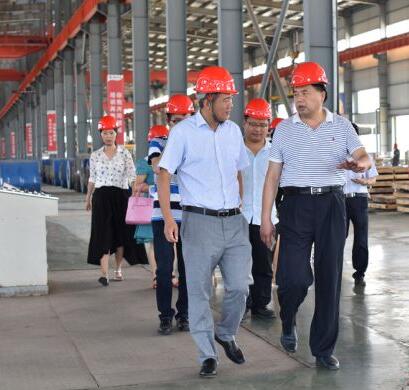 中國(guó)高新技術(shù)經(jīng)濟(jì)研究院來(lái)雙峰經(jīng)開(kāi)區(qū)調(diào)研創(chuàng)建工作